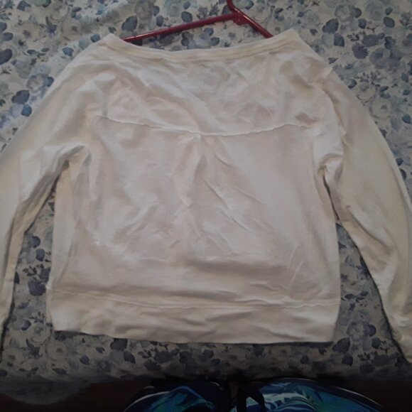 Aeropostale junior large white very light button up crop cardigan w/3/4 sleeves - Picture 3 of 5